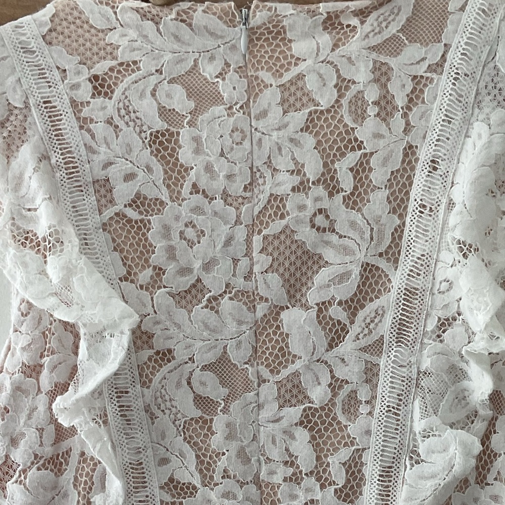 Lulus This Moment in Time White Floral Lace Ruffled V-Neck Maxi Dress NWT Medium - Picture 15 of 16